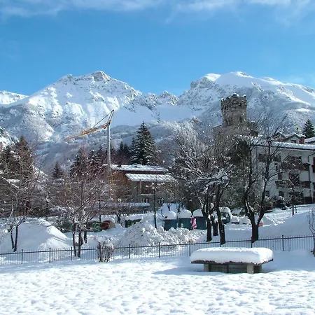 Ξενοδοχείο Marguareis 3*