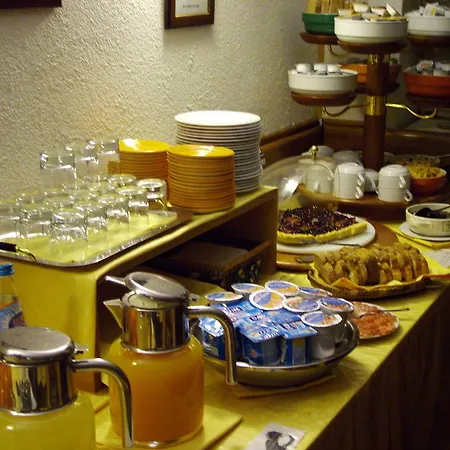 Ξενοδοχείο Marguareis 3*